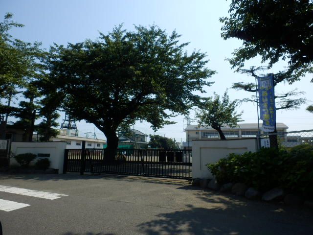 小学校　平塚市立中原小学校（小学校）まで729m
