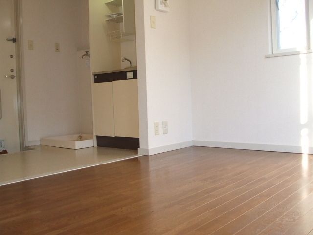 居室・リビング　★角部屋は2面採光★