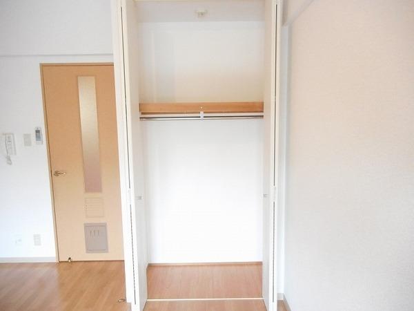 収納　洋室クローゼット！