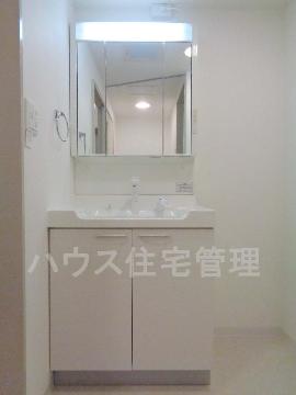 洗面設備　洗髪洗面化粧台