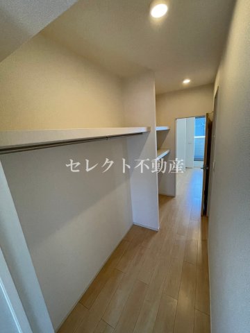 収納　【Ｖｉｌｌａ　アニバ　II】収納スペース豊富です