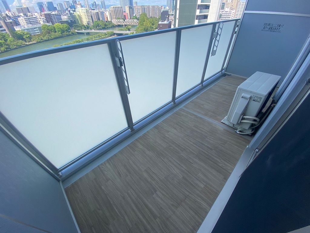 バルコニー　バルコニー