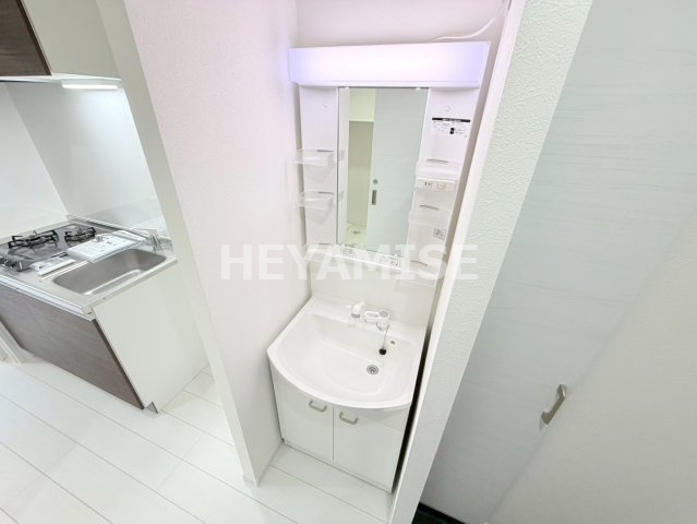 洗面設備　※同物件別部屋、建設中の写真でございます※現況を優先します※