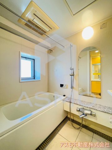 バス・シャワールーム　同マンション別部屋　参考写真