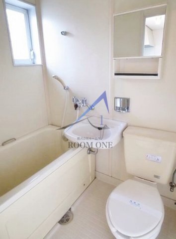 バス・シャワールーム　お風呂です。