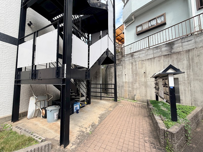 サンハイツ甲陽園の外観写真