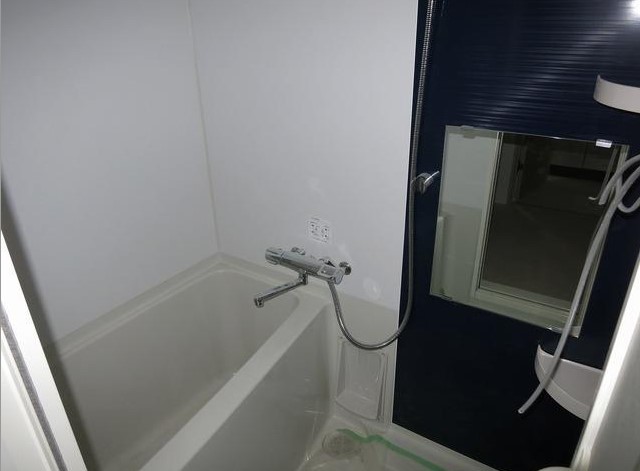 バス・シャワールーム　バスルーム