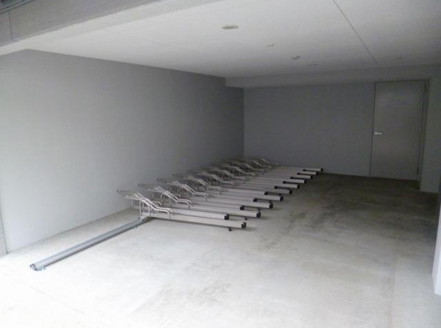 その他共有部分　駐輪場完備