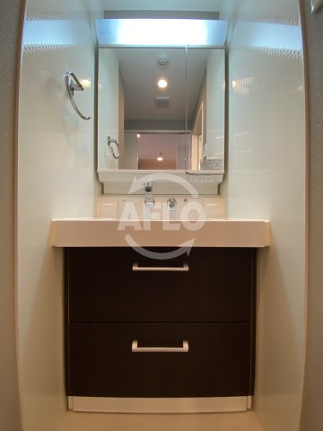 洗面設備　プリマクラッセ　独立洗面化粧台