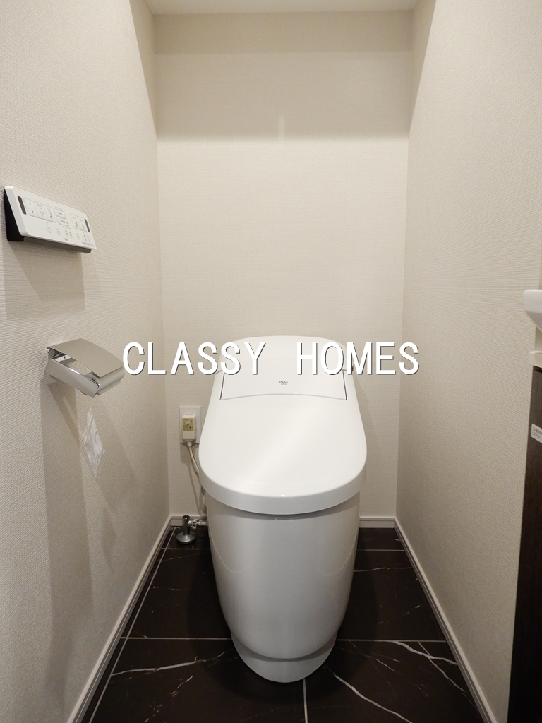 トイレ　2022年竣工　ザ・パークワンズ高輪：トイレ