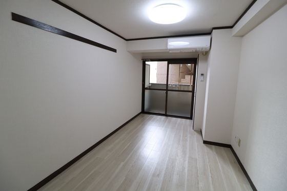 居室・リビング　※別部屋の写真です