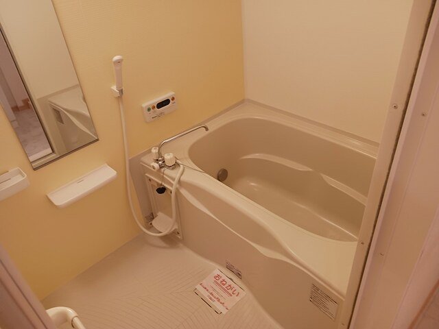 バス・シャワールーム　きれいなお風呂です