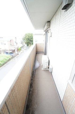 バルコニー　※同物件・同タイプの写真です。