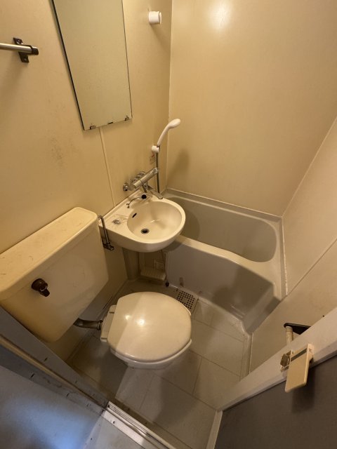 バス・シャワールーム　水回りがひとつになっているので掃除が楽です！忙しい方にはうれ