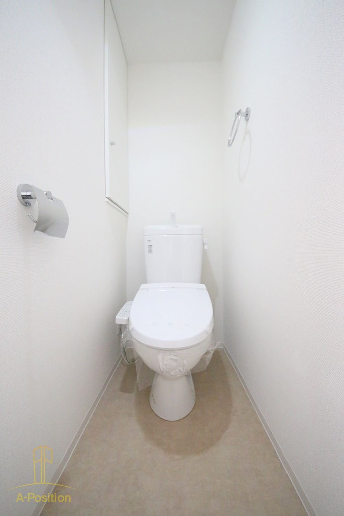 トイレ　セレニテ心斎橋グランデ