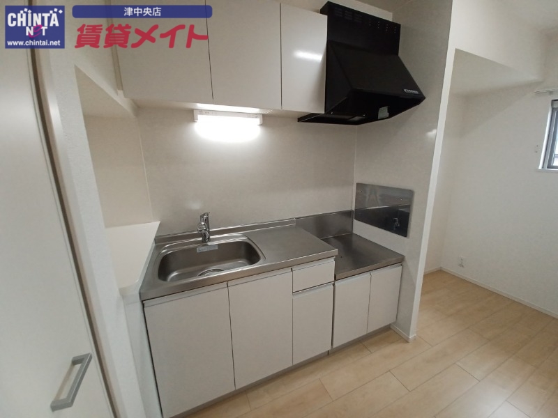 キッチン　同型参考写真