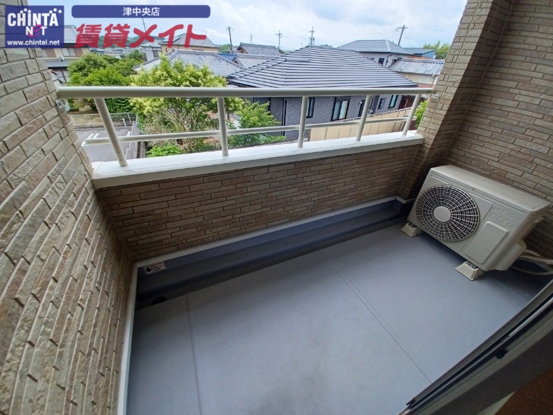 バルコニー　同型参考写真