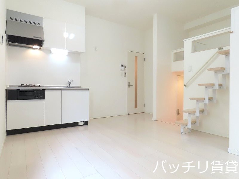 居室・リビング　画像は別号室タイプの為、現状を優先致します。