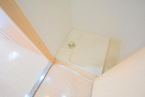 その他設備　室内に洗濯機置場があれば雨の日でも濡れる心配がございませんね