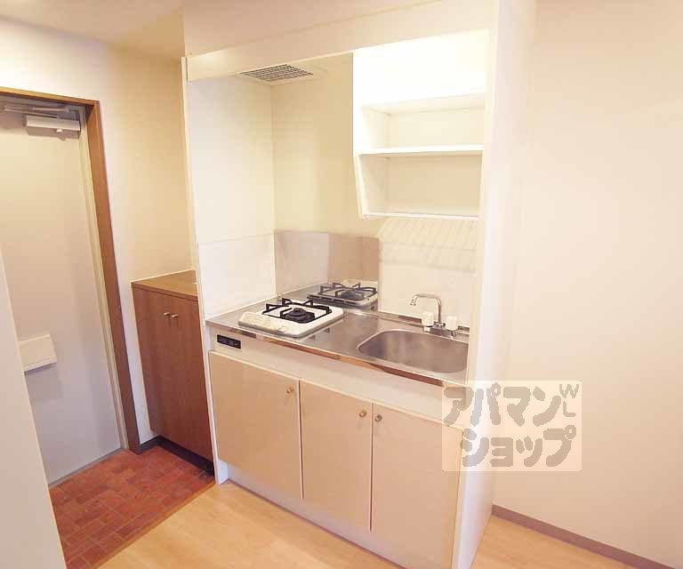 キッチン　キッチンです。