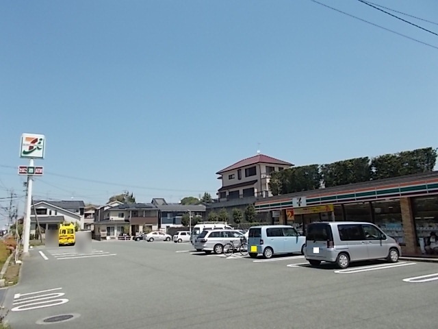 コンビニ　セブンイレブン　テレビ熊本前店（コンビニ）まで550m