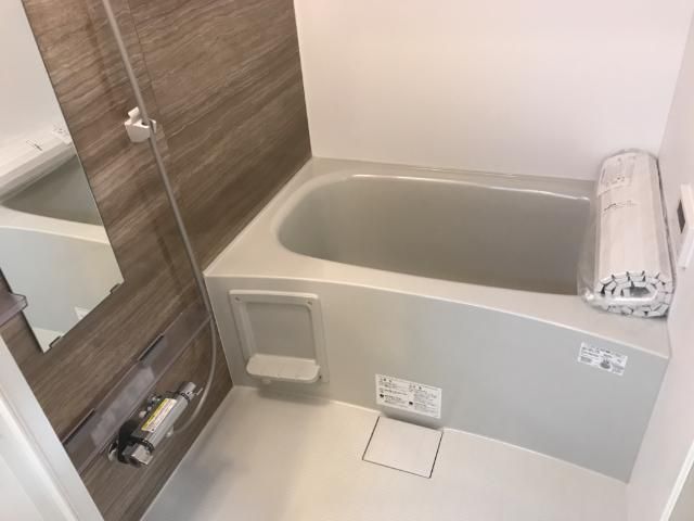 バス・シャワールーム　☆ゆっくりバスタイムをお楽しみください☆