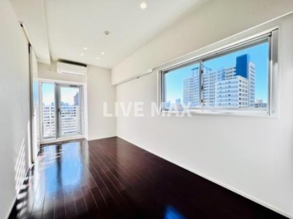 居室・リビング　別号室参考写真