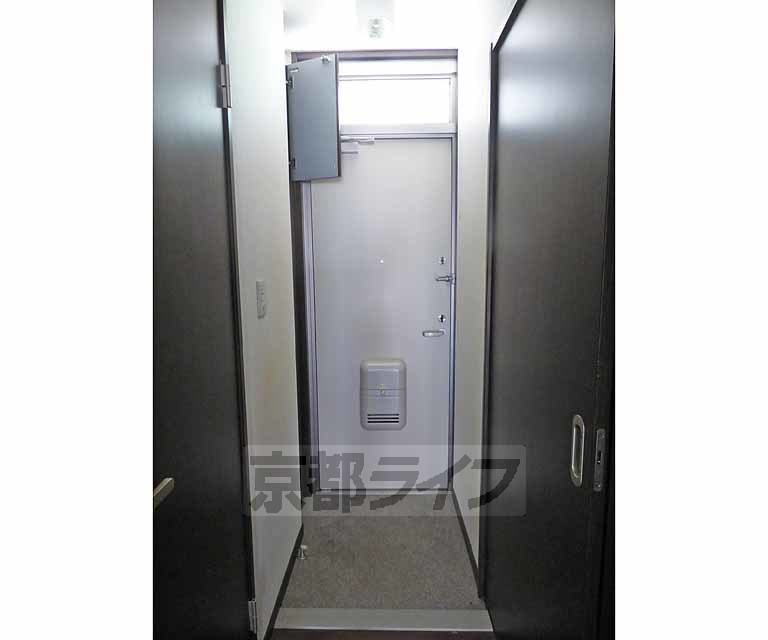 玄関　玄関です。