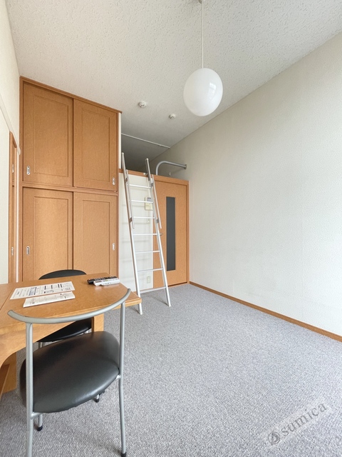 居室・リビング　家具・家電つき、ラクラク引っ越しです♪♪