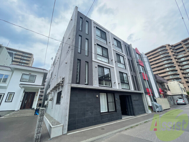 建物外観　札幌市中央区北６条西「グランドサクセス北６条」