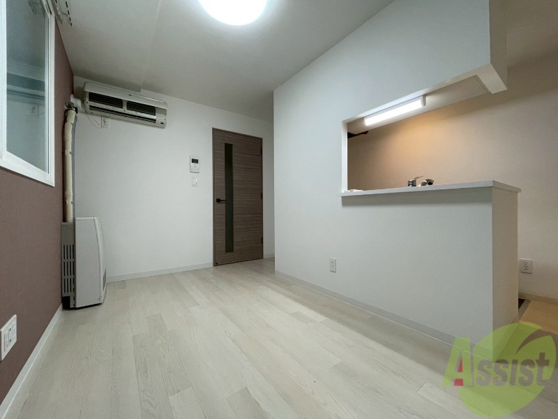 居室・リビング　広くてキレイなお部屋が広がっていて、充実した生活が送れそう。