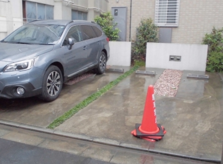 駐車場　※満車