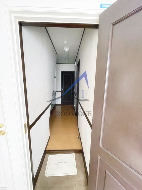 玄関　玄関です。