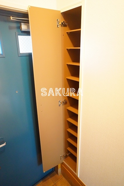 玄関　大容量のシューズボックス♪