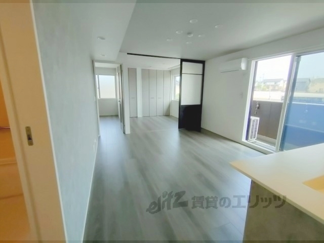 居室・リビング　洋室