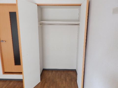 収納　クローゼット