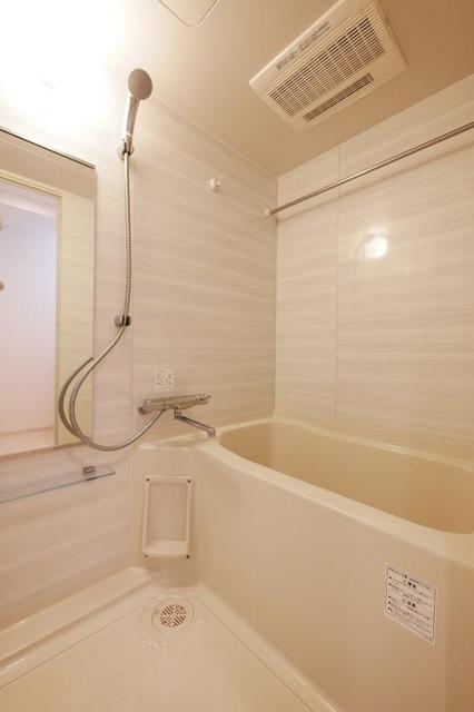 バス・シャワールーム　バスルーム