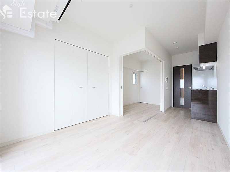 居室・リビング　内装