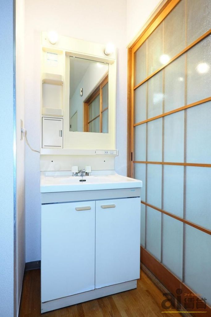 洗面設備　※同仕様写真です