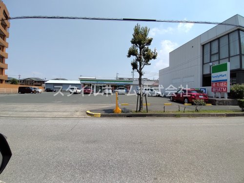 コンビニ　ファミリーマート 豊橋南栄空池店（コンビニ）まで451m