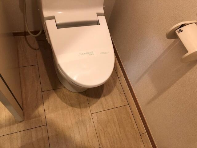 トイレ　落ち着いたトイレです