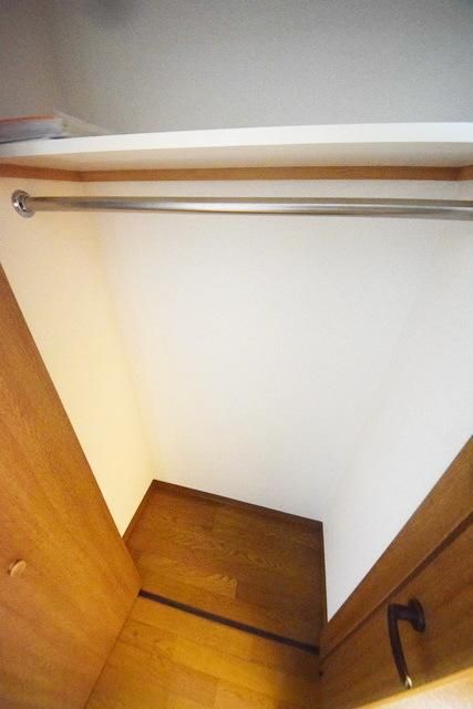 収納　同物件別部屋写真