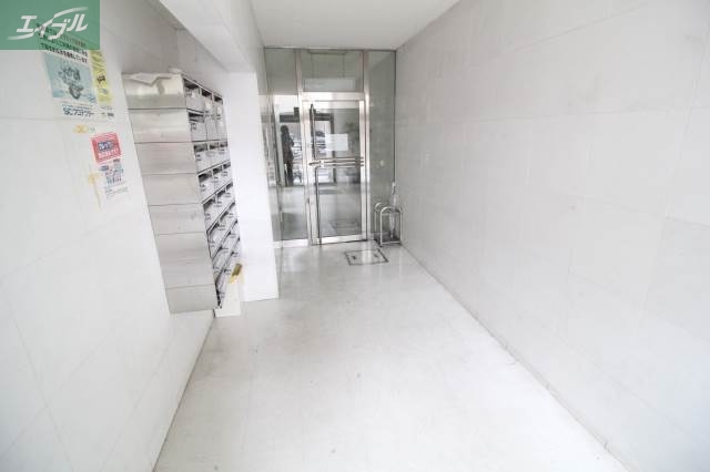 エントランス　同タイプのお部屋の写真です