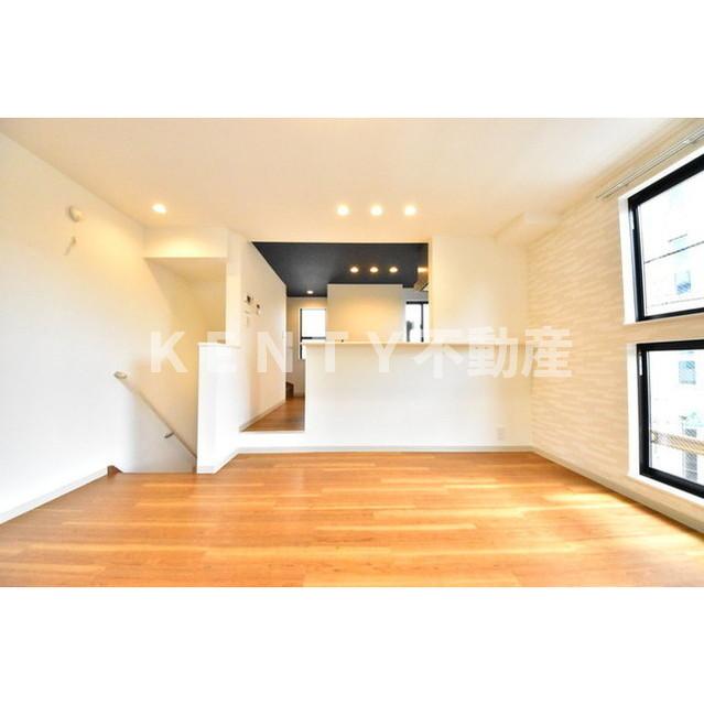 居室・リビング　使いやすい居間です