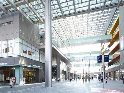 ショッピングセンター　二子玉川ライズ・ショッピングセンター・テラスマーケット（ショッピングセンター）まで450m