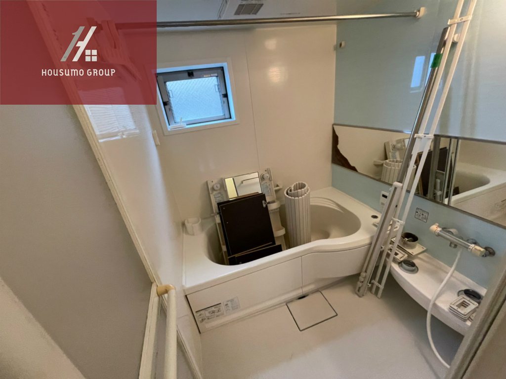 バス・シャワールーム　同施工会社・同型モデルの室内です。（参考写真・イメージ写真）