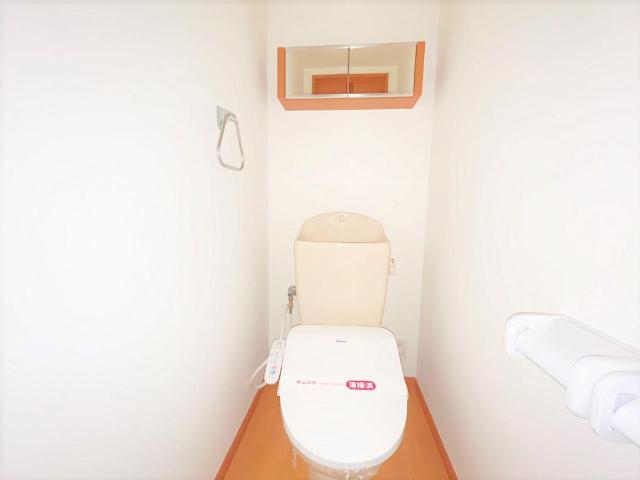 トイレ　シャワー付トイレ