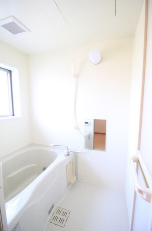 バス・シャワールーム　図面と現状に相違がある場合には現状を優先