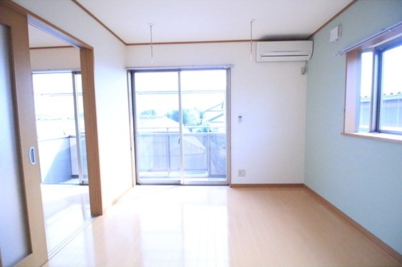 居室・リビング　図面と現状に相違がある場合には現状を優先