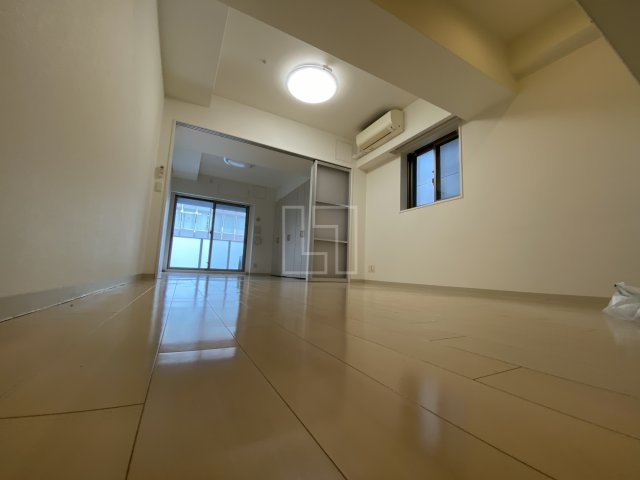 居室・リビング　アーバネックス心斎橋　リビング・ダイニングスペース